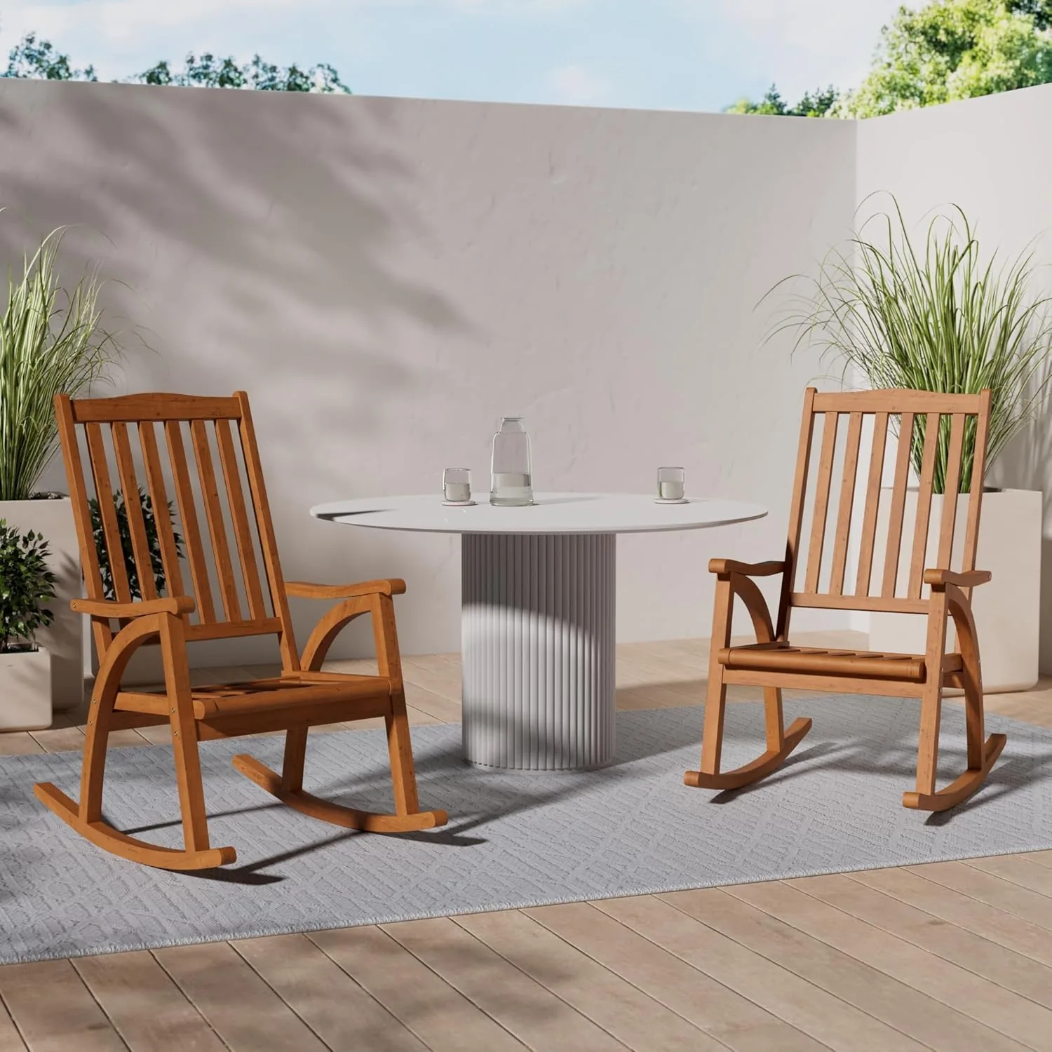 DEGAMO Schaukelstuhl Rio aus Eukalyptusholz braun geölt, für Innen + Aussen, FSC®-Zertifiziert, witterungsbeständig, Outdoor und Indoor — Ansicht 2